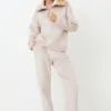 Костюм прогулянковий
